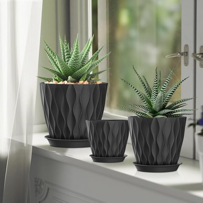 4/4.5/5/5.5/6/6.5/7 Inch Plant Pots,7 Pack Flower Pots with Drainage Holes and Trays,Plastic Planters for Indoor Outdoor Plants Growth,Black