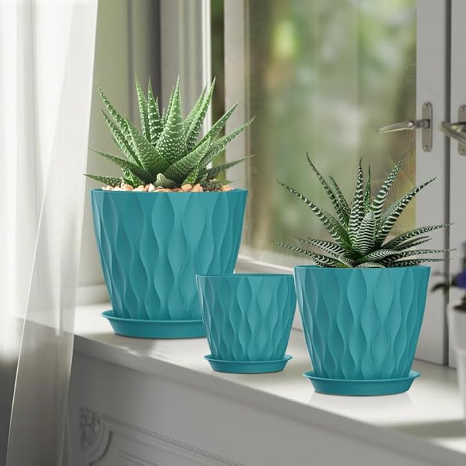 4/4.5/5/5.5/6/6.5/7 Inch Plant Pots,7 Pack Flower Pots with Drainage Holes and Trays,Plastic Planters for Indoor Outdoor Plants Growth,Green