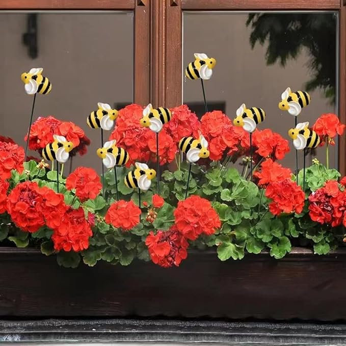DYJAGYO 10Pcs Bee Garden Stakes Decor, Flower Pot Bed GardenDecorGarden Stakes Decorative, Honey Bee Decor for Yard and Garden, (10Pcs)
