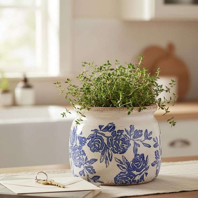Chinoiserie Ceramic Plant Pot for Garden Decor, 6.29in Rustic Farmhouse Planter with Drainage Hole for House Plants, Blue and White Vase for Centerpiece, Kitchen & Office Decoration, Plant Lover Gifts