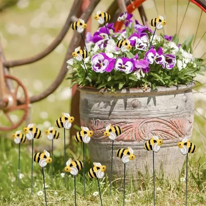 DYJAGYO 10Pcs Bee Garden Stakes Decor, Flower Pot Bed GardenDecorGarden Stakes Decorative, Honey Bee Decor for Yard and Garden, (10Pcs)