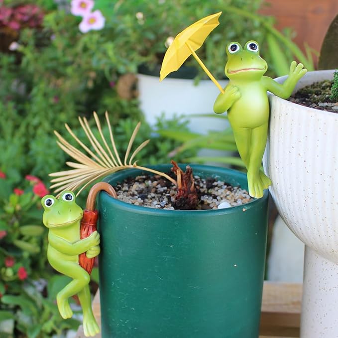 Set of 2 Funny Frog Statues Outdoor Flower Pot Hugger, Resin Hanging Frog Figurines Cute Climbing Animals Sculpture Plant Pot Decorations for Home Garden Patio Lawn Yard Ornaments (Holding Umbrella)