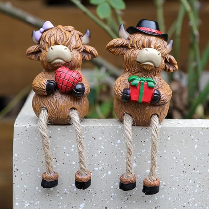 2-piece set Highland Cow Pot Huggers for Planters, Climbing Highland Cow Flower Pot Hugger, Hanging Plant Decorations for Pots, Cute Plant Pot Decorations for Home Garden Yard (Long-legged Highland)