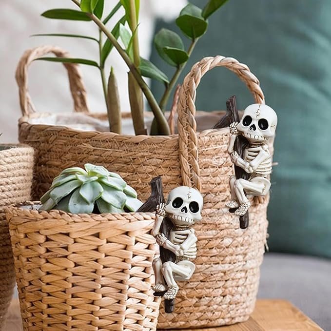 2-Piece Set Skeleton Pot Huggers for Planters, Climbing Flower Pot Hugger, Halloween Hanging Plant Decorations for Pots, Cute Plant Pot Decorations for Home Garden Patio Fence Lawn Yard (Skeleton)