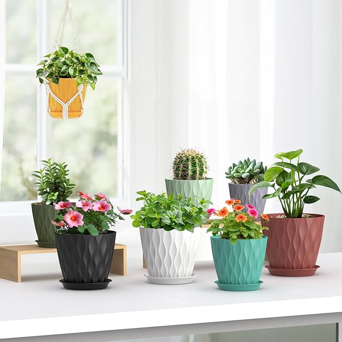 7/6.5/6/5.5/5/4.5/4 inch Plant Pots for Indoor Outdoor Plants, 7 Pack Thick Flower Pots with Drainage Holes and Saucers, Modern Wave Texture Plastic Planter Pots for Nursery, Succulent, White