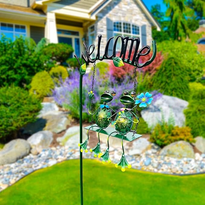 HONGLAND Solar Lights Outdoor Waterproof, Frog Swing Garden Decor, Frog Decorative Stake with Welcome Sign Landscape Patio Yard Gifts for Women Mom (48 inch)