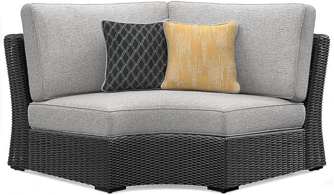 Signature Design by Ashley Beachcroft Curved Modern 5-Piece Outdoor Sectional with Cushion and 6 Throw Pillows, Light Gray