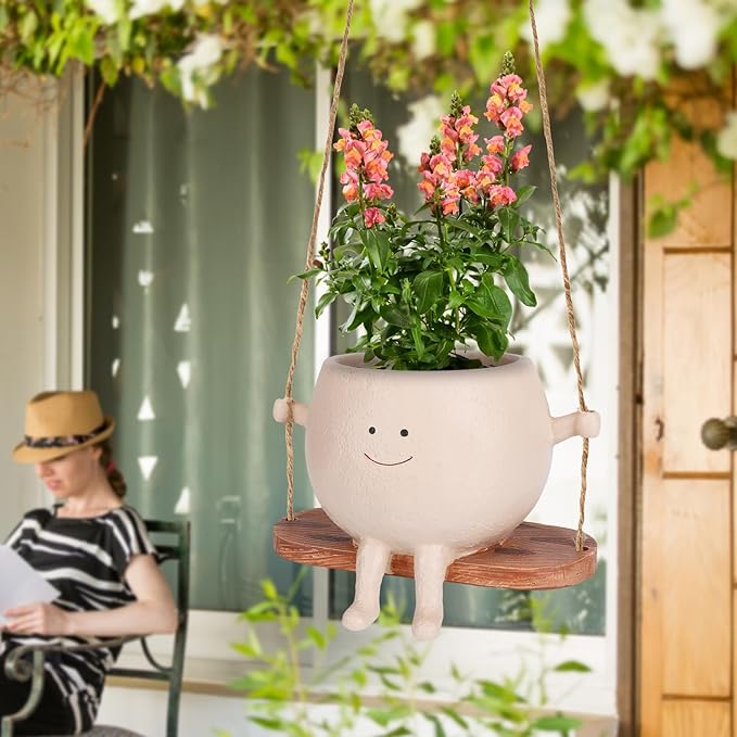 Smiley Face Flower Pot, Swinging Smiley Face Hanging Planter, Cute Swinging Planter, Hanging Planter with Unique Design, Suitable for Indoor and Outdoor Decoration