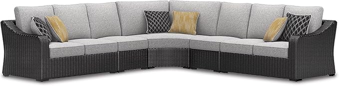 Signature Design by Ashley Beachcroft Curved Modern 5-Piece Outdoor Sectional with Cushion and 6 Throw Pillows, Light Gray