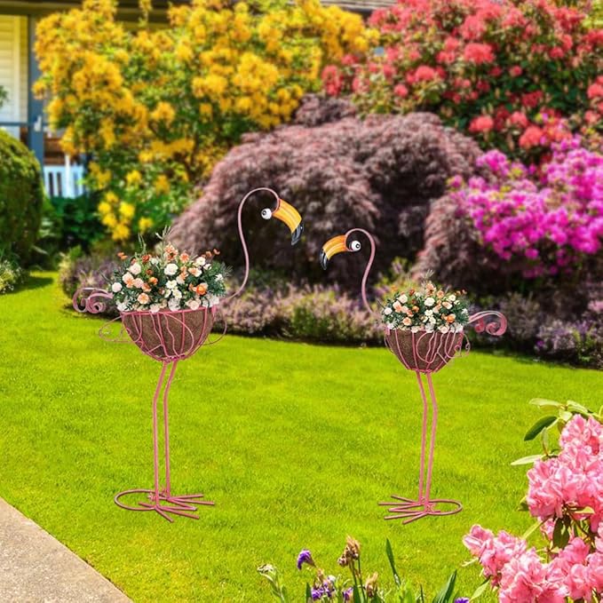 hogardeck Garden Decor for Outside, Set of 2 Pink Flamingo Planters with Basket, Metal Standing Flamingo Plant Pots Yard Art for Home Indoor Outdoor Garden Porch Lawn Patio Pool