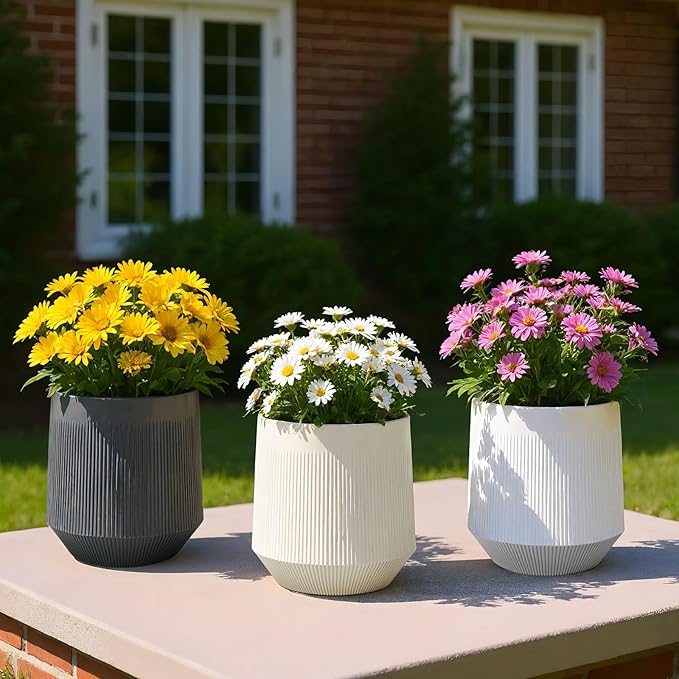 Plant Pots，Set of 3 Plastic Pots for Indoor Plants,Flower Pots Outdoor Planters with Drainage Hole and Seamless Saucer, White,Milky-Yellow,Gray