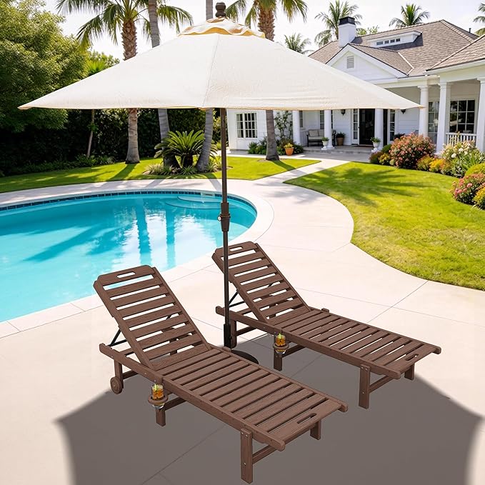 SERWALL Outdoor Chaise Lounge Set of 2 with 9FT Umbrella, HDPE Pool Lounge Chair with 5-Position Adjustable Backrest, Patio Lounger with Rolling Wheels & Cup Holder for Pool, Brown