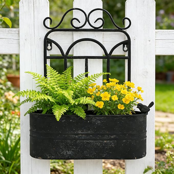 Rustic Metal Wall Planter Vintage Wall Mounted Flower Pot Distressed Wall Hanging Plant Basket Farmhouse Wall Decor for Indoor Outdoor Garden Home Yard (Black)