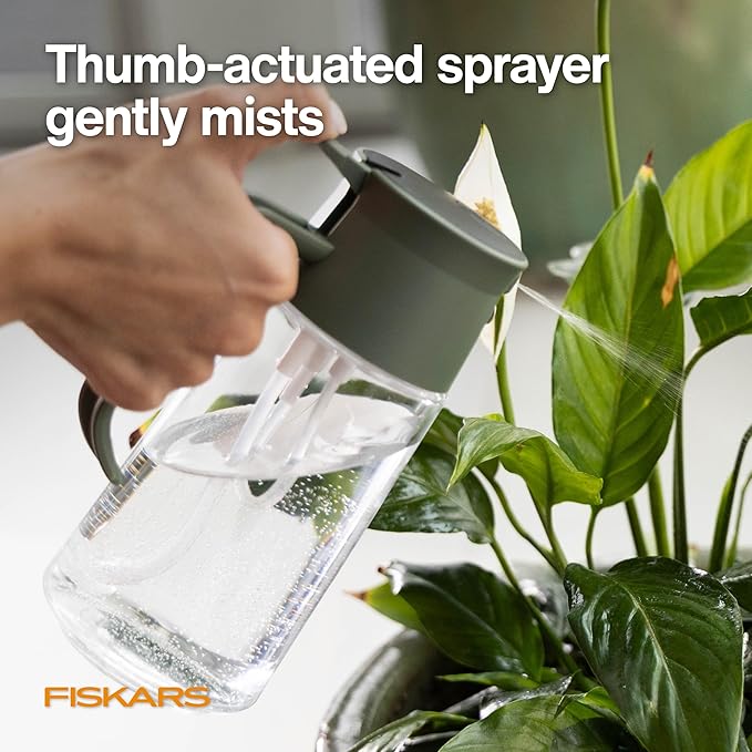 Fiskars 2-in-1 Mist & Pour Watering Carafe, Glass Plant Mister with Thumb Pump Sprayer, Precision Spout for Indoor Gardening, 17 oz Capacity, Modern Décor Style, Clear