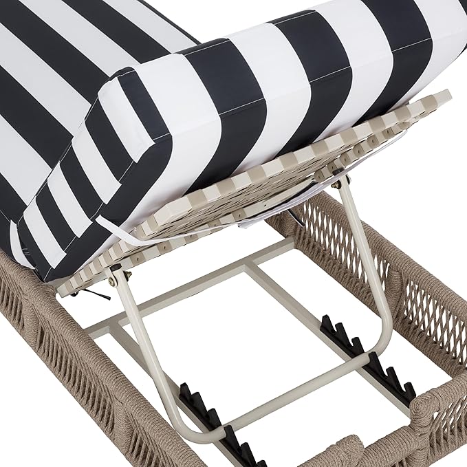 SAFAVIEH Outdoor Patio Furniture Collection - Gillian Heather Tan Rope Daybed, Navy Stripe Cushion, Coastal Sunlounger, Fully Assembled (PAT7527F)