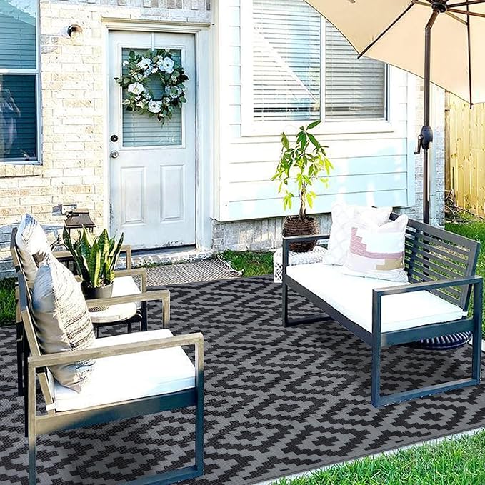 SAND MINE Waterproof Outdoor Rug 8x8 ft, Plastic Reversible Rug, Modern Area Rug, Large Floor Mat for Outdoors, RV, Patio, Backyard, Deck, Picnic, Beach, Camping (8' x 8', Black Grey Lattice)