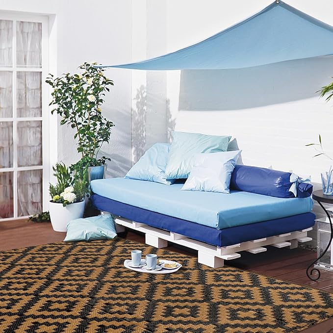 SAND MINE Reversible Mats, Plastic Straw Rug, Modern Area Rug, Large Floor Mat and Rug for Outdoors, RV, Patio, Backyard, Deck, Picnic, Beach, Trailer, Camping, Black & Brown, 3' x 5'