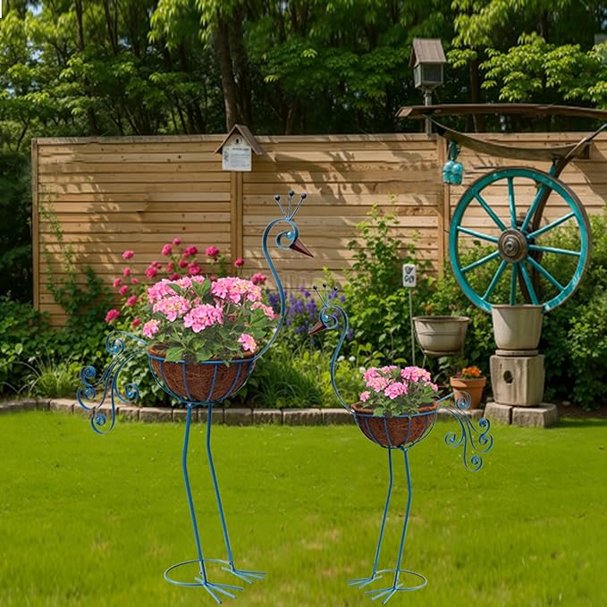 Metal Peacock Planter with Fiber Basket -Garden Bird Planters for Outdoor Indoor Lawn,Yard,Porch,Patio, Garden Decorations（Set of 2）