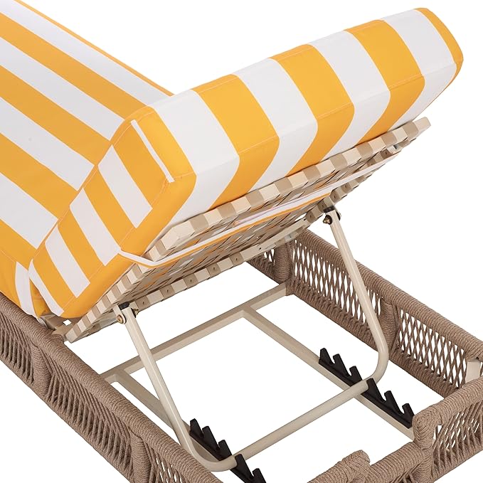 SAFAVIEH Outdoor Collection Gillian Heather Tan & Yellow Stripe Chaise Lounge Chair (Fully Assembled)
