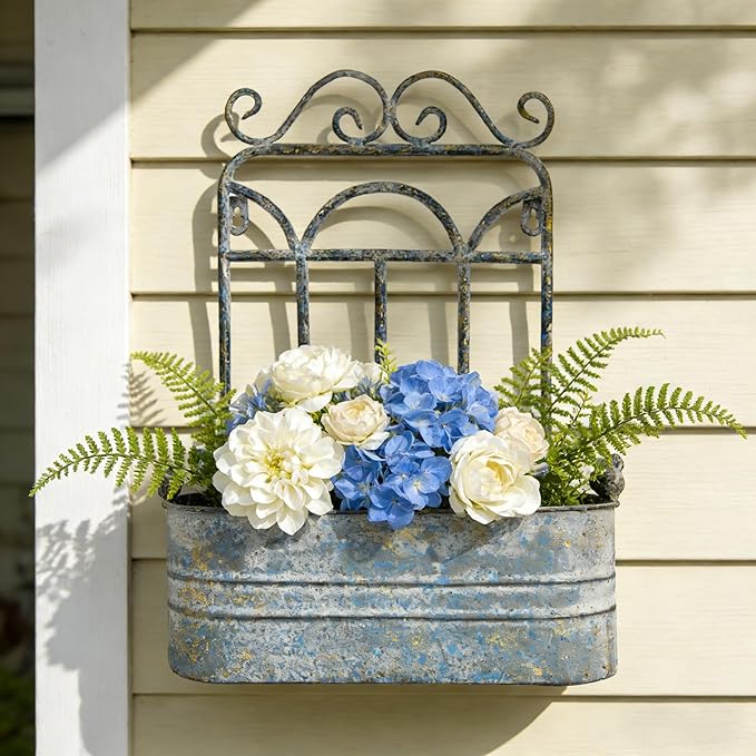 Rustic Metal Wall Planter Vintage Wall Mounted Flower Pot Distressed Wall Hanging Plant Basket Farmhouse Wall Decor for Indoor Outdoor Garden Home Yard (Gray)