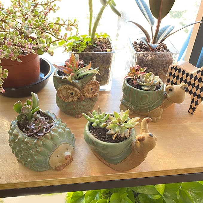 Small Ceramic Succulent Pot with Drainage, Animal Succulent Planter, 4.4 Inch Flower Pots, for Flower, Cactus, Mini Succulent Plants, Indoor and Outdoor use, Set of 4 Garden Gift