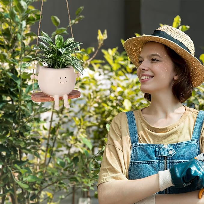 Smiley Face Flower Pot, Swinging Smiley Face Hanging Planter, Cute Swinging Planter, Hanging Planter with Unique Design, Suitable for Indoor and Outdoor Decoration