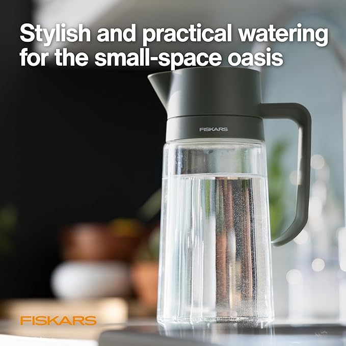 Fiskars Glass Watering Carafe, Indoor Plant Watering Can with Narrow Spout, Small Pitcher for Succulents & Herbs, Easy Fill Top Design for Mess Free Pouring, Modern Decor Style, 17 oz, Clear