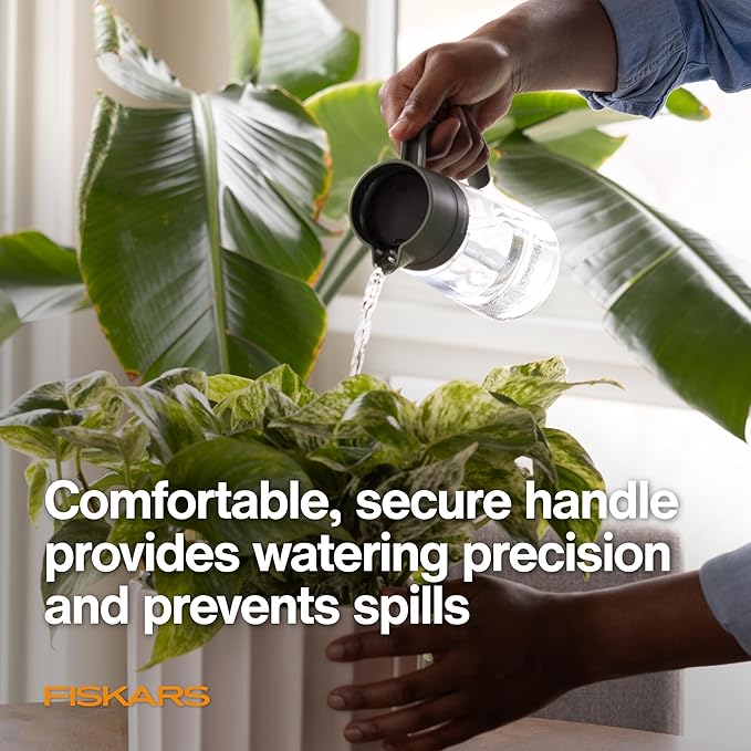Fiskars Glass Watering Carafe, Indoor Plant Watering Can with Narrow Spout, Small Pitcher for Succulents & Herbs, Easy Fill Top Design for Mess Free Pouring, Modern Decor Style, 17 oz, Clear