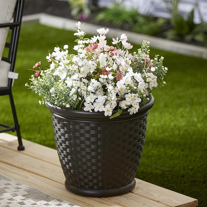 Suncast Sonora 18 Inch Lightweight Durable Plastic Wicker Decorative Flower Planter Pot for Yard, Garden, Indoor or Outdoor Use, Brown