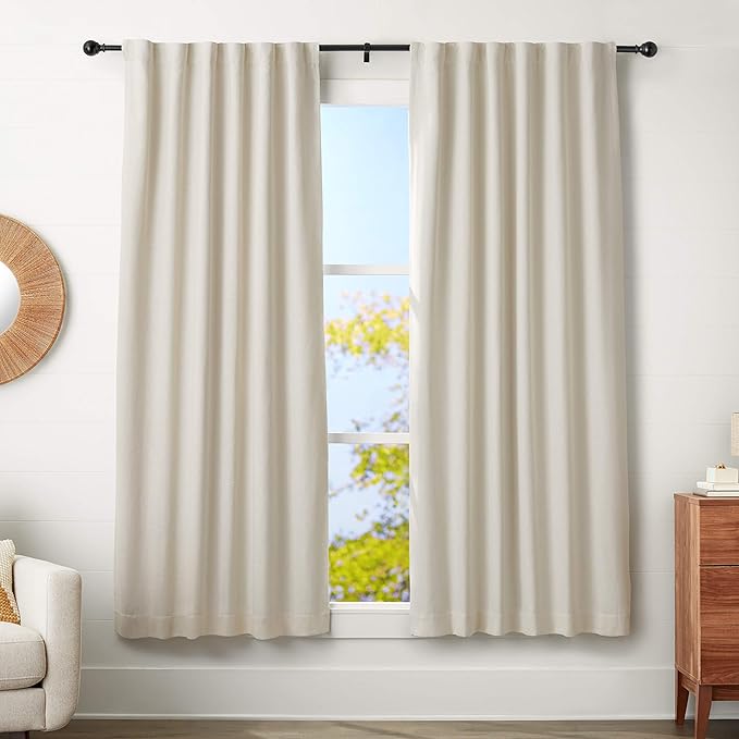 Amazon Basics Sturdy Adjustable Curtain Rod for Windows with Round Finials, 1-Inch, 72" to 144", Black, 1-Pack