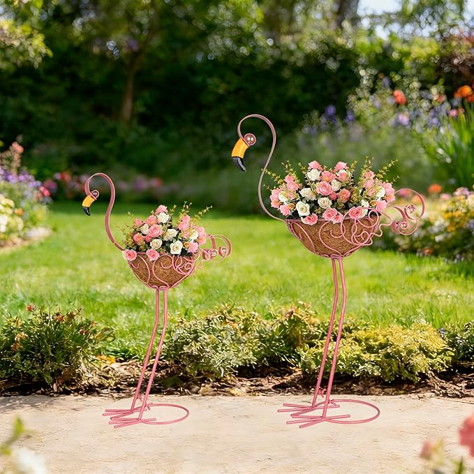 Set of 2 Pink Flamingo Outdoor Planters with Basket, Metal Flamingo Planter for Indoor Outdoor Garden Yard Decor