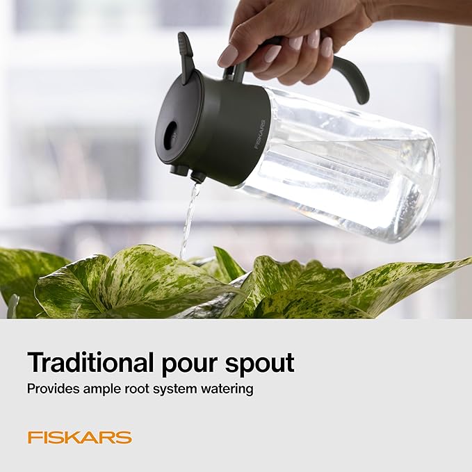 Fiskars 2-in-1 Mist & Pour Watering Carafe, Glass Plant Mister with Thumb Pump Sprayer, Precision Spout for Indoor Gardening, 17 oz Capacity, Modern Décor Style, Clear