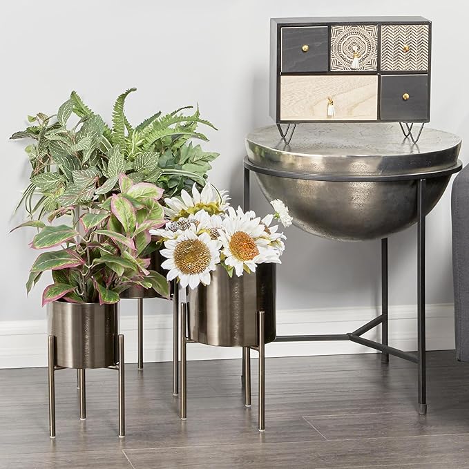 Deco 79 Metal Indoor Outdoor Planter Large Planter Pot with Removable Stand, Set of 3 Planters 18", 14", 12"H, Black