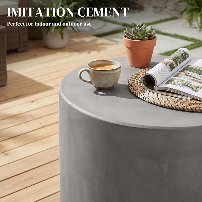 HOMCOM Outdoor Side Table, Round Small End Table with Concrete Finish for Indoor, Patio, Backyard, Pool, Porch, Garden, Lawn, Light Gray