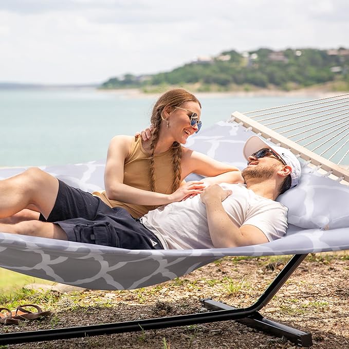 SUNCREAT Double Hammock, Extra Large Quilted Fabric Swing with Hardwood Spreader Bars & Detachable Pillow, Heavy Duty, Perfect for Indoor/Outdoor Patio, Deck, Yard, Gray Cloud