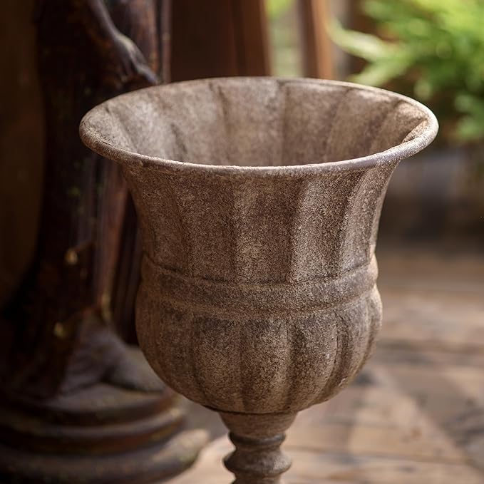 Vintage Urn Planter with Embossed Pattern, Imitation Stone Finish Flower Pot, Distressed Classic Plant Pot for Outdoor Indoor Home Garden Patio Front Porch Entryway（12 * 17 in）