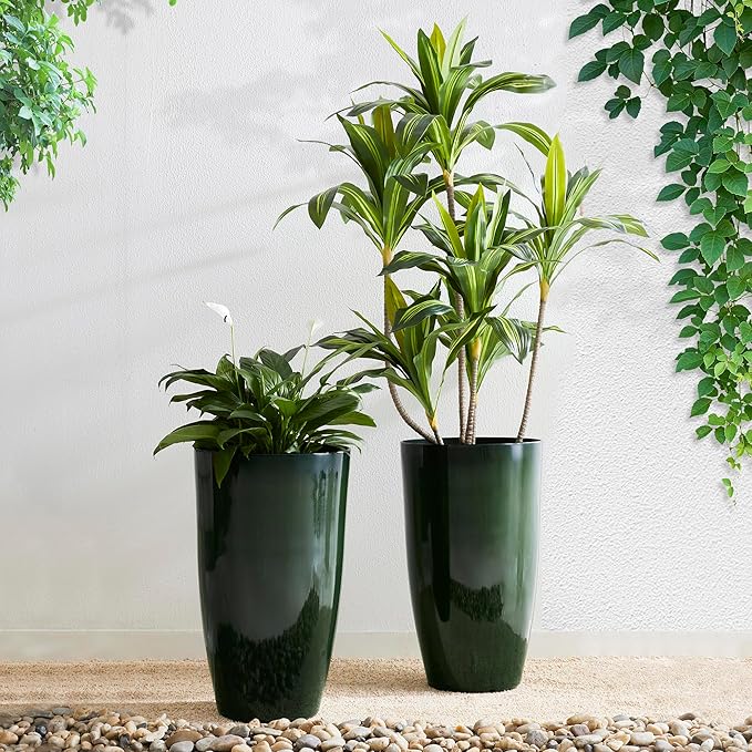 Glitzhome 23.5" H Large Tall Planter for Outdoor Plants,Set of 2 Plastic Tall Planters with Drainage Holes,Round Tapered Faux Ceramic Gradient Green Flower Tree Pots for Porch Patio Indoor Outdoor