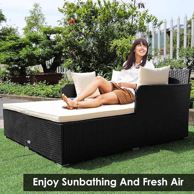 Tangkula Outdoor Rattan Daybed, Wicker Furniture with Spacious Seat, Upholstered Cushion & High-Resilience Sponge, Patio Sofa Set with 4 Pillows, 2-Person Sunbed for Poolside Backyard Garden & Balcony