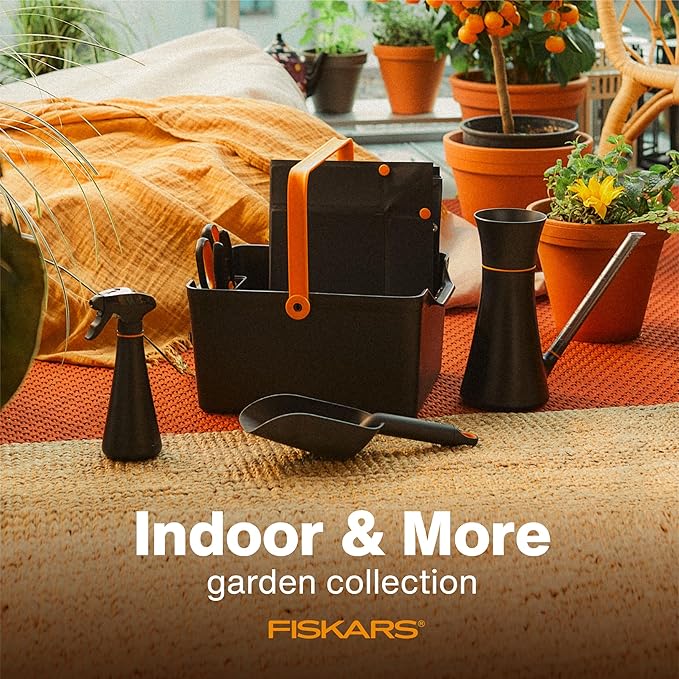 Fiskars Indoor Watering Can, Long Reach Spout for Precision Hydration on Houseplants, Anti-Drip Nozzle with Translucent Volume Markings, Ergonomic Recycled Plastic Body, 40 oz, Black