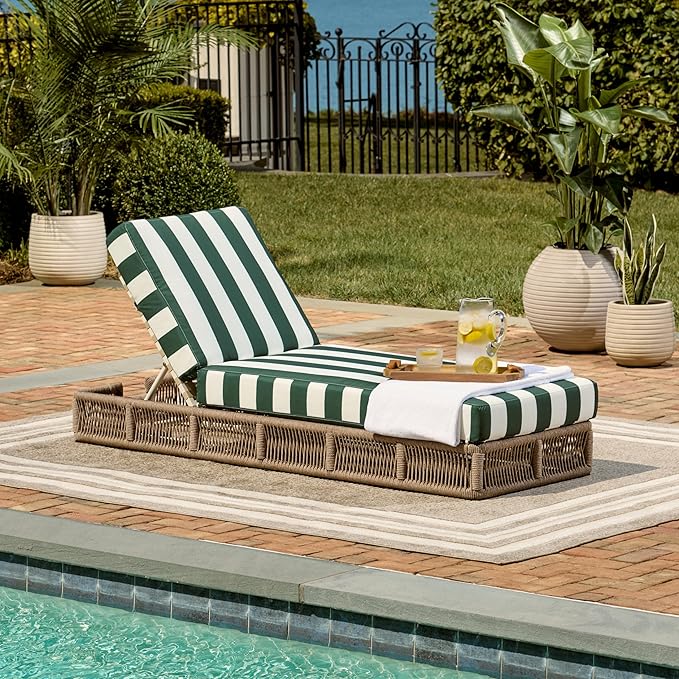 SAFAVIEH Outdoor Collection Gillian Heather Tan & Hunter Green Stripe Chaise Lounge Chair (Fully Assembled)