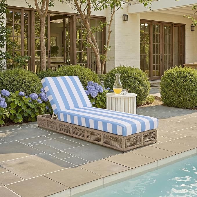 SAFAVIEH Outdoor Patio Furniture Collection - Gillian Heather Tan Rope Daybed, Baby Blue Stripe Cushion, Coastal Sunlounger, Fully Assembled (PAT7527U)