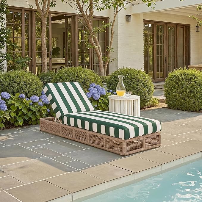 SAFAVIEH Outdoor Collection Gillian Heather Tan & Hunter Green Stripe Chaise Lounge Chair (Fully Assembled)