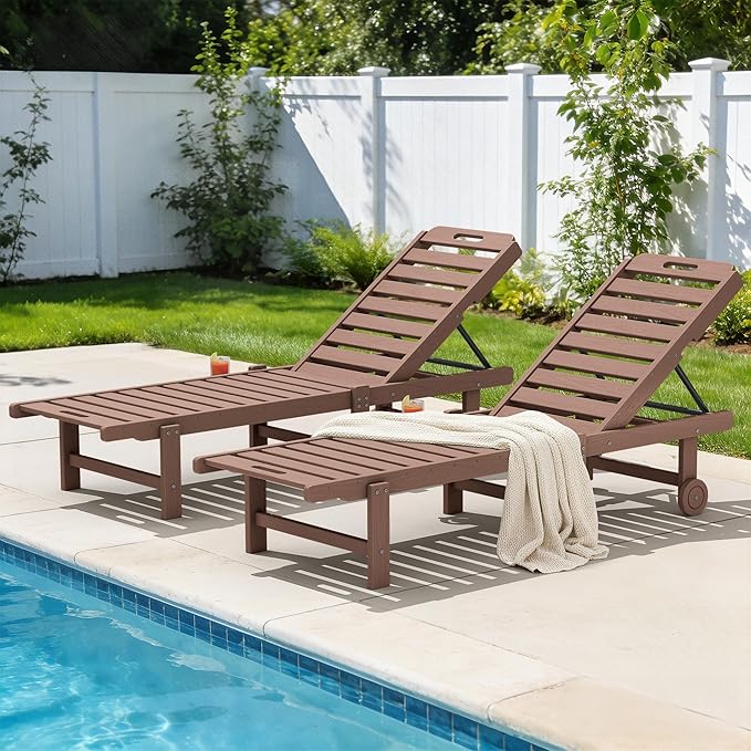 SERWALL Outdoor Chaise Lounge Set of 2, All-Weather HDPE Pool Lounge Chairs with 5-Position Adjustable Reclining Backrest, Rolling Wheels & Cup Holder for Poolside, Brown