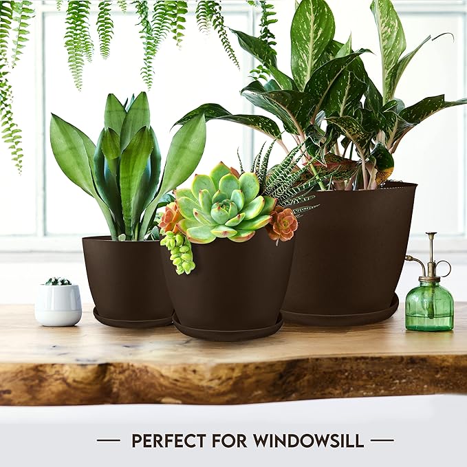 Utopia Home - Plant Pots Indoor with Drainage - 7/6.6/6/5.3/4.8 Inches Garden Flower Pots for Indoor Planter - 5 Pack Brown Plastic Planters - Ideal for Stocking Stuffers or Room, Office Home Decor